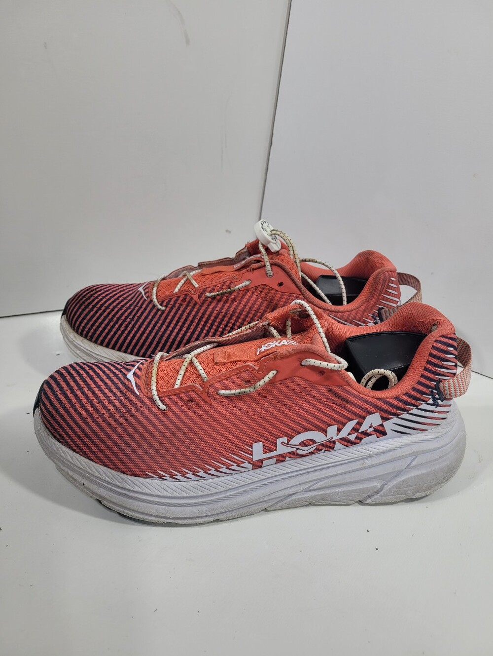Hoka One One Rincon 2 Hot Coral White Running Shoes Women's Size 9 1110515-HCWH